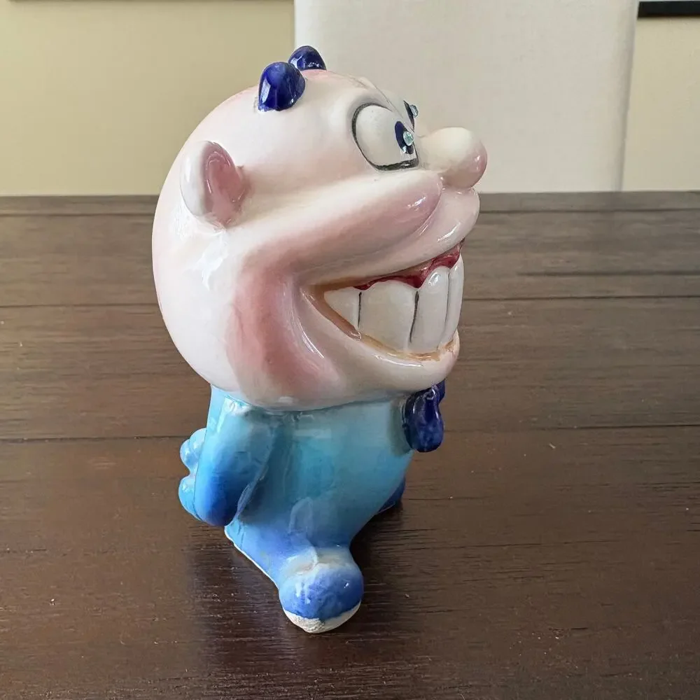 60's Kreiss Psycho Ceramic WHO NEEDS EXPERIENCE I'M A COLLEGE GRADUATE figurine